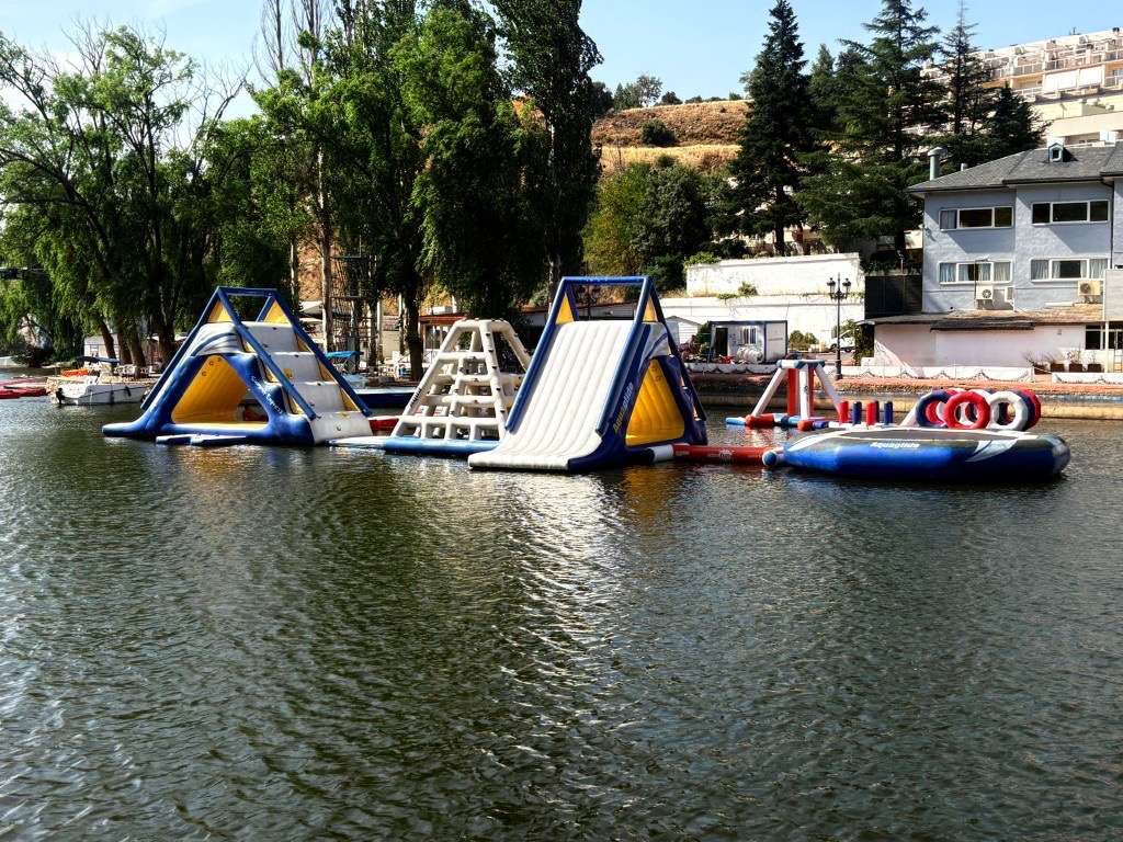 Salto de Adrenalina — Aventura Hinchable Los Ángeles de San Rafael